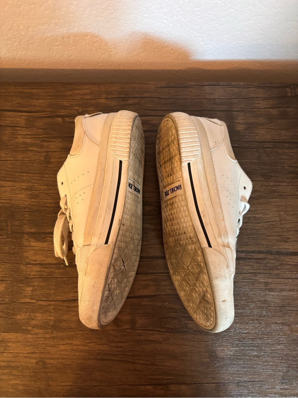 Shoes size 7.5 - Picture 3 of 9